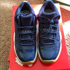 Jordan low 11s